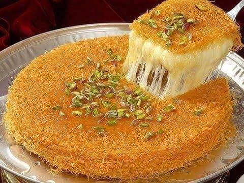 كنافة مانجو او لوتس او فستق